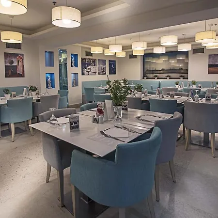 Glaros Hotel 4*
